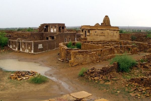 Ruins of abandoned Kuldhara village near Jaisalmer